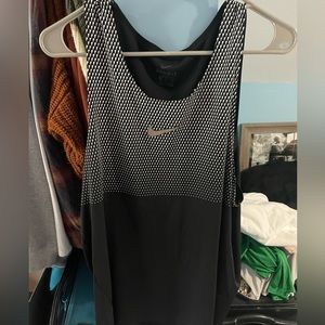 NIKE Training Tank Dri-Fit
